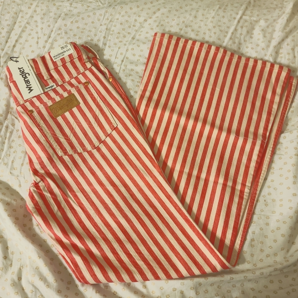 NWT WRANGLER WANDERER HIGH RISE FLARE striped jeans